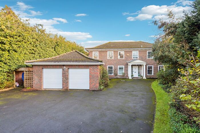 5 Bedroom Detached House For Sale In Vicarage Way, Gerrards Cross, Buckinghamshire, SL9