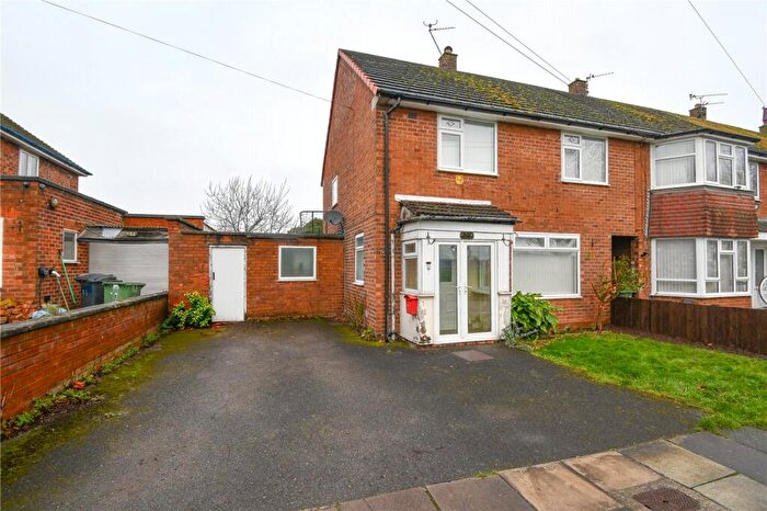 4 Bedroom End Of Terrace House For Sale In Kestrel Road, Moreton, Wirral, CH46