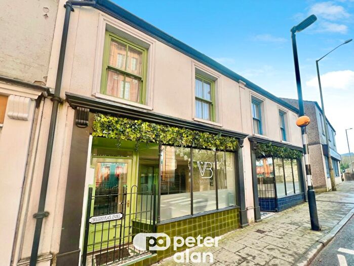 2 Bedroom Flat To Rent In Bolgoed Place, Merthyr Tydfil, CF47