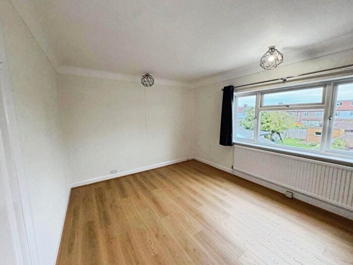 3 Bedroom Semi-Detached House To Rent In Ennerdale Avenue, Stanmore, HA7