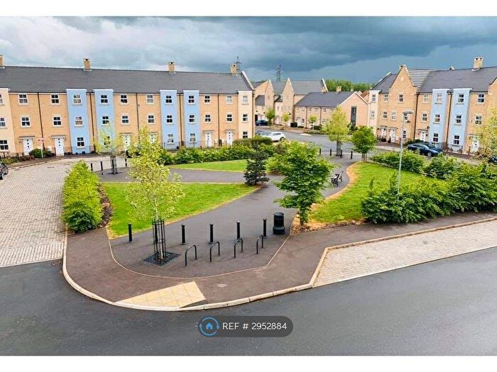 4 Bedroom Terraced House To Rent In Buttercup Avenue, St. Neots, PE19