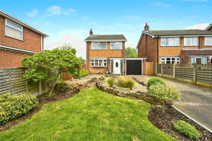 3 Bedroom Detached House For Sale In Mickledale Close, Bilsthorpe, Newark, Nottinghamshire, NG22