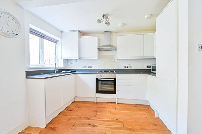 3 Bedroom Terraced House To Rent In John Maurice Close, Elephant And Castle, London, SE17