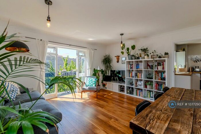 1 Bedroom Flat To Rent In Tudor Road, London, E9