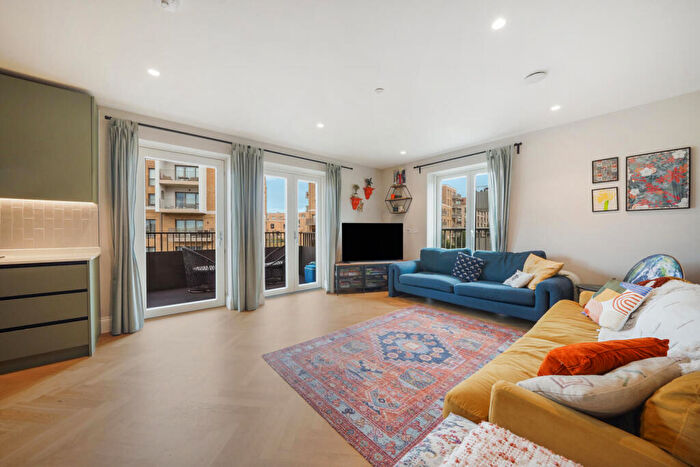2 Bedroom Flat For Sale In Royal Engineers Way, Millbrook Park, NW7
