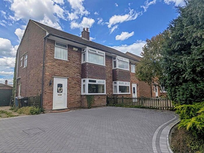 3 Bedroom Semi-Detached House For Sale In Humber Doucy Lane, Ipswich, IP4