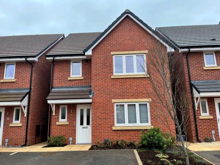 3 Bedroom Detached House To Rent In Whitby Close, Monksmoor, Monksmoor, NN11