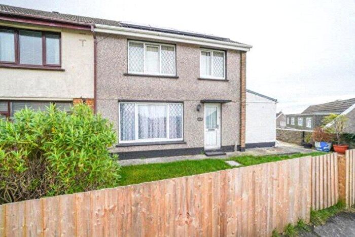 3 Bedroom Semi-Detached House To Rent In Llanddyri, Llanelli, Carmarthenshire, SA14
