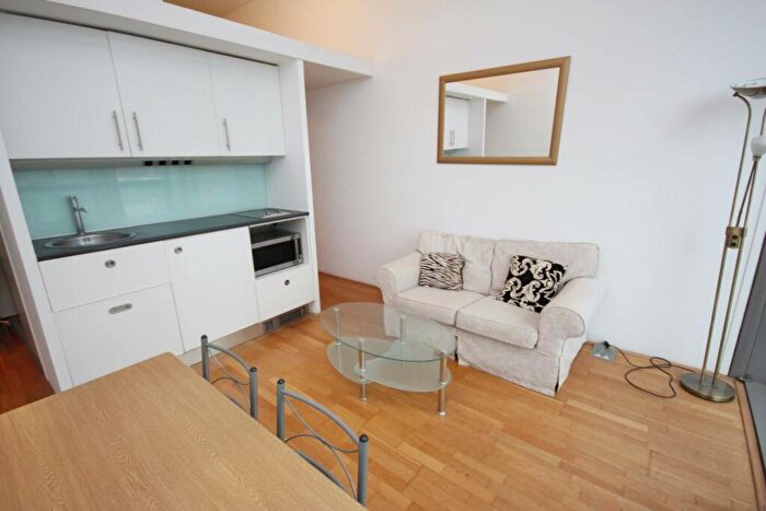 Apartment For Sale In Greengate, Manchester, M3