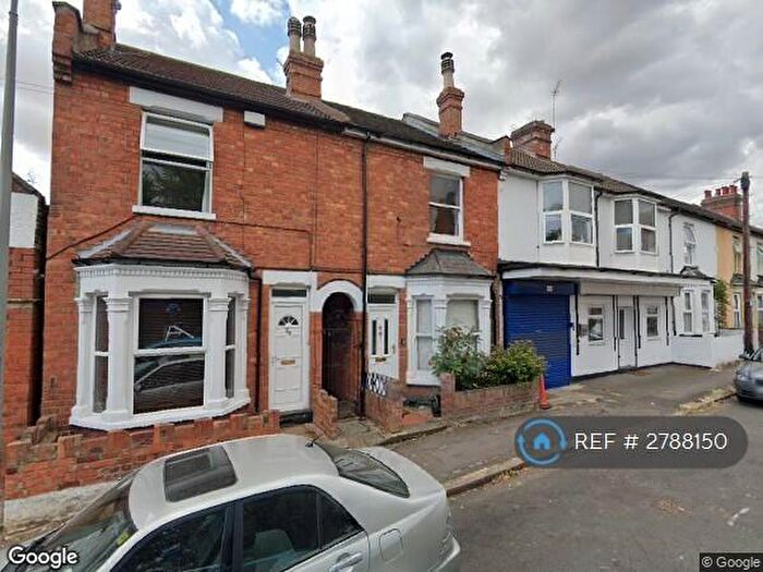 2 Bedroom Flat To Rent In Fenny Stratford, Milton Keynes, MK2