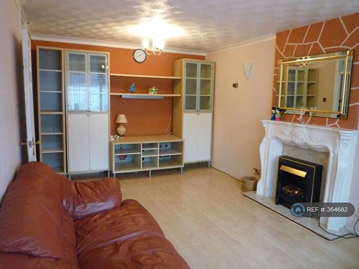 4 Bedroom Terraced House To Rent In Wimborne Close, London, SE12