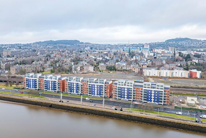 3 Bedroom Flat To Rent In Dundee, DD1