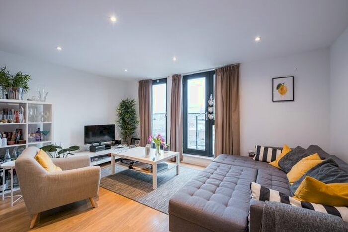 2 Bedroom Flat To Rent In Mybase, Webber Street, London, SE1