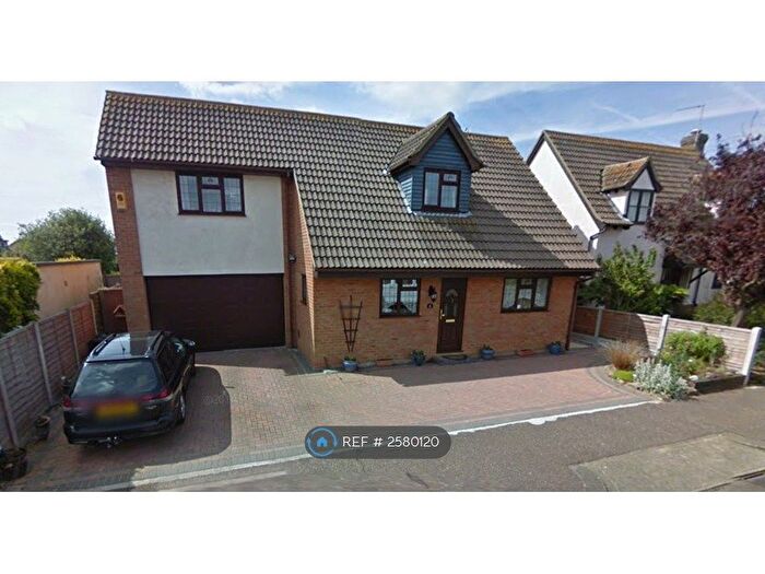 4 Bedroom Detached House To Rent In Ulster Avenue, Shoeburyness, SS3