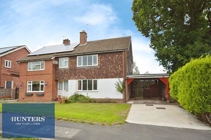 2 Bedroom Semi Detached House For Sale In Cuttholme Road, Chesterfield, S40