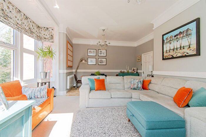 2 Bedroom Flat For Sale In Red House, Wentbridge, Pontefract, WF8