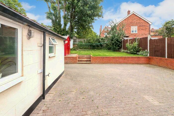 6 Bedroom Detached House For Sale In Alma Road, St. Albans, Herts, AL1