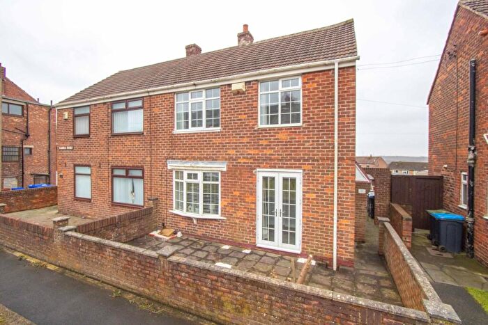 2 Bedroom Semi-Detached House For Sale In Carole Dunes, Quarrington Hill, Durham, DH6