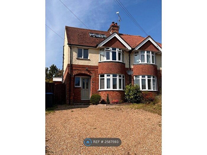 4 Bedroom Semi-Detached House To Rent In Holtye Road, East Grinstead, RH19