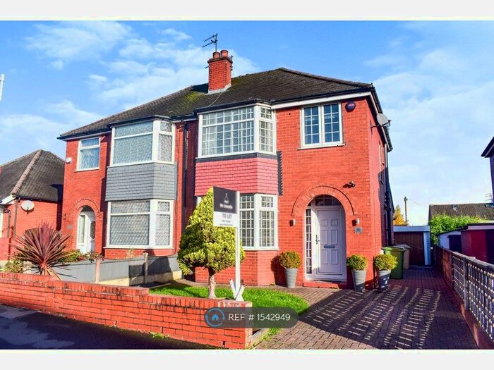 3 Bedroom Semi-Detached House To Rent In Corrie Crescent, Bolton, BL4