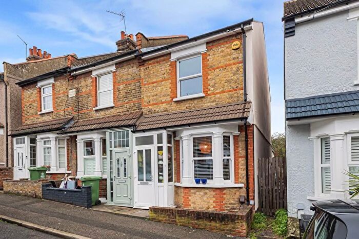 3 Bedroom End Terrace House For Sale In Sussex Road, Sidcup, DA14