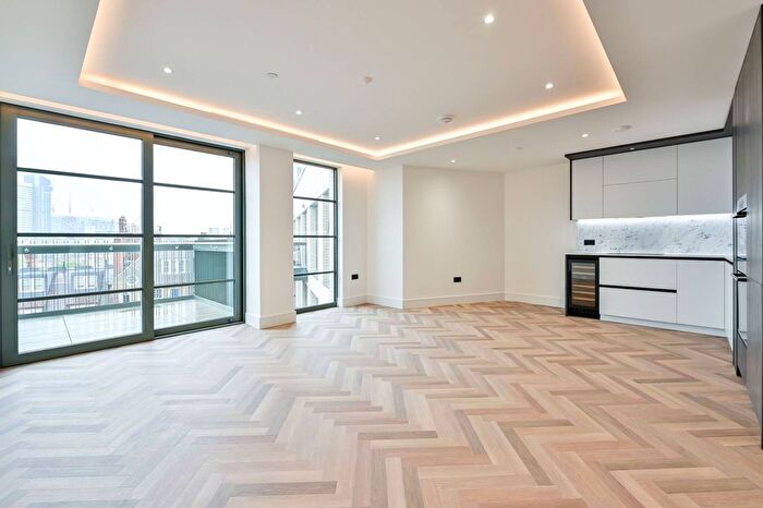 1 Bedroom Flat To Rent In Southwark Bridge Road, Borough, SE1