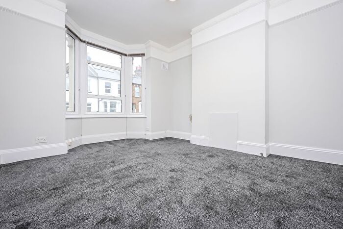 1 Bedroom Flat To Rent In Haydons Road, London, SW19