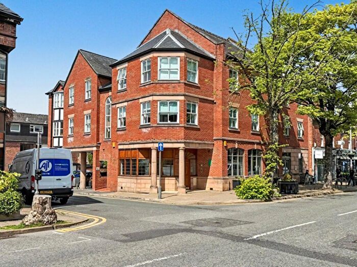 2 Bedroom Apartment For Sale In London Road, Alderley Edge, SK9