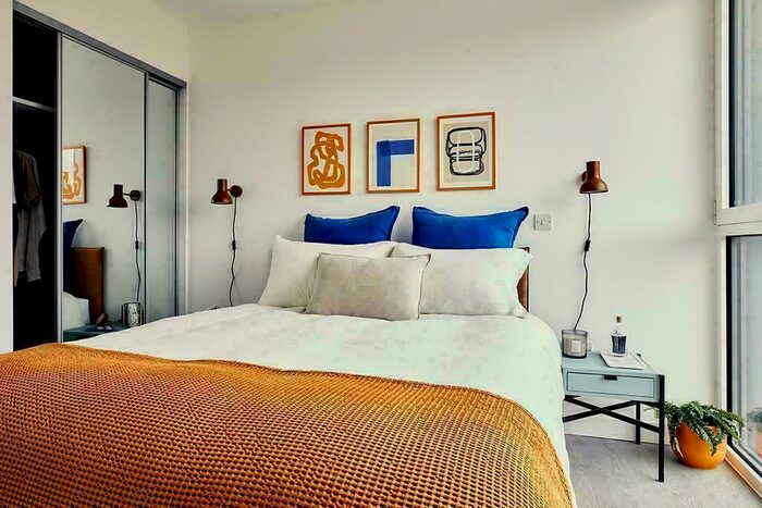 3 Bedroom Apartment To Rent In Park Lane, South Croydon, Surrey, CR0