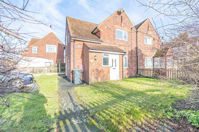 3 Bedroom Semi Detached House For Sale In St. Martins Hill, Canterbury, Kent, CT1