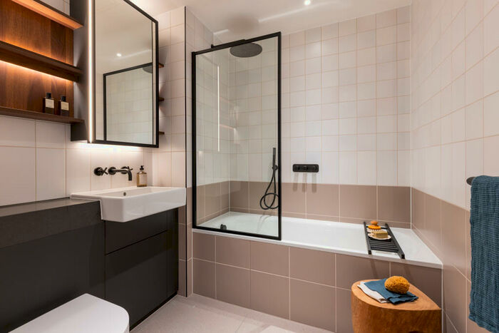 3 Bedroom Apartment For Sale In The Founding, SE16