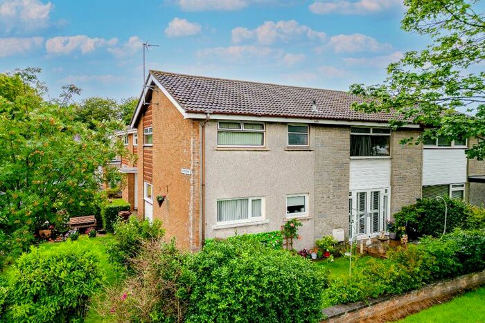 2 Bedroom Flat To Rent In Ravenscroft, Irvine, North Ayrshire, KA12