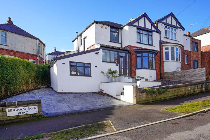4 Bedroom Semi-Detached House To Rent In Bingham Park Road, Sheffield, S11