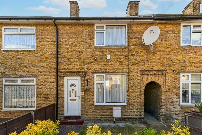 2 Bedroom Terraced House To Rent In Withy Mead, London, E4