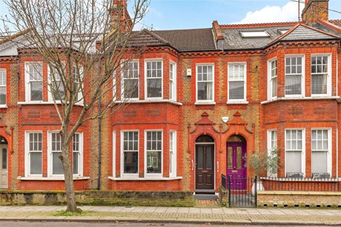 3 Bedroom Terraced House For Sale In Worfield Street, London, SW11