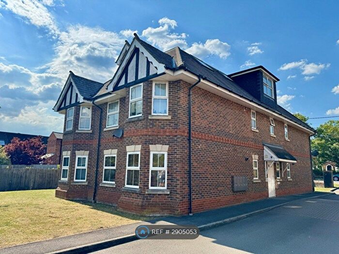 1 Bedroom Flat To Rent In Rockley Court, Theale, Reading, RG7