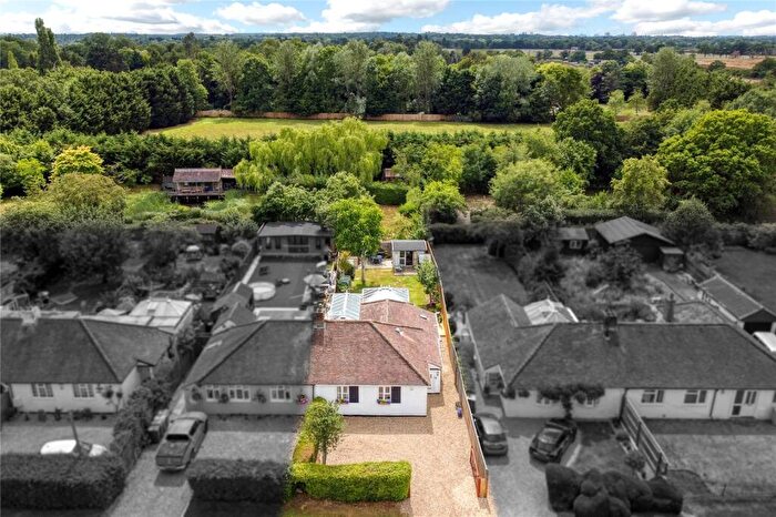 3 Bedroom Bungalow For Sale In Crouch Lane, Winkfield, Windsor, Berkshire, SL4