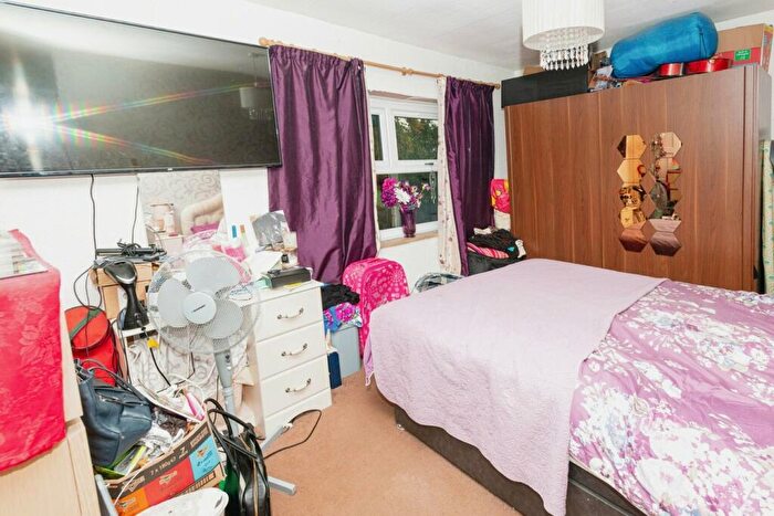 2 Bedroom Semi-Detached House For Sale In Rose Hill Road, Ashton-under-Lyne, OL6