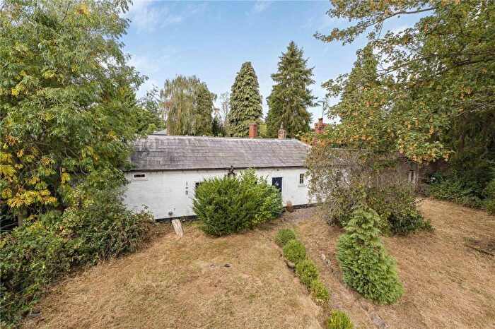 3 Bedroom Bungalow For Sale In Crabtree Cottage, Doveridge, Ashbourne, DE6