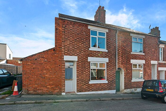 3 Bedroom End Terrace House For Sale In Ragsdale Street, Rothwell, NN14
