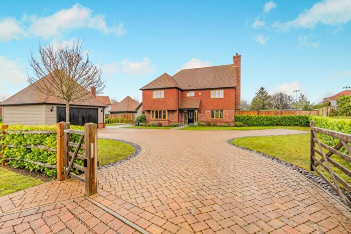 4 Bedroom Detached House For Sale In Polo Field Drive, Canterbury, Kent, CT3