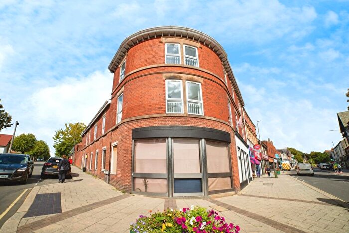 2 Bedroom Flat For Sale In High Street, Alfreton, Derbyshire, DE55