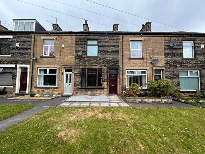 2 Bedroom Terraced House To Rent In Dick Lane, Bradford, West Yorkshire, BD4