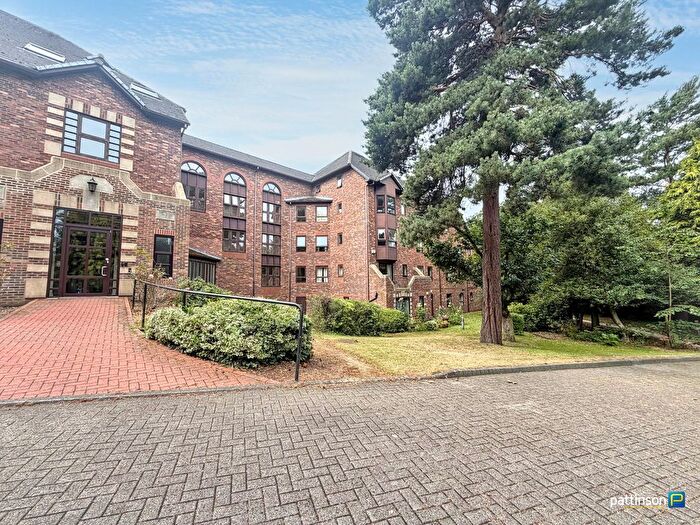 2 Bedroom Flat To Rent In Cloister Garth, South Gosforth, Newcastle Upon Tyne, NE7