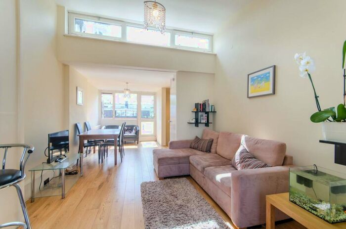 2 Bedroom Flat To Rent In Finborough Road, Chelsea, London, SW10