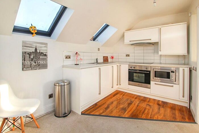 2 Bedroom Apartment For Sale In Mortimer Street, Herne Bay, CT6