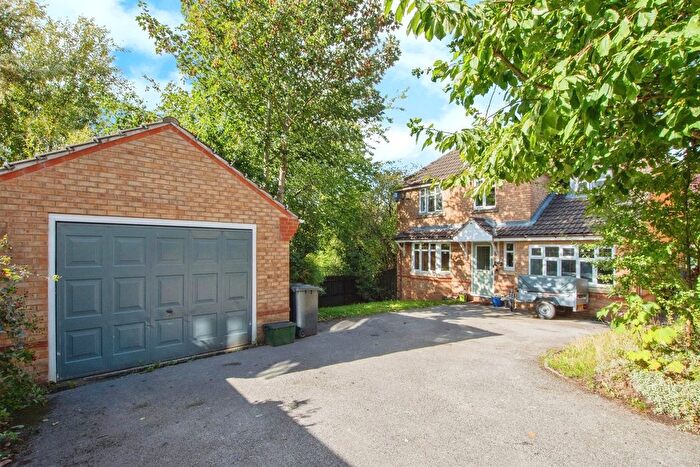 4 Bedroom Detached House For Sale In Broad Valley Drive, Bestwood Village, Nottingham, NG6