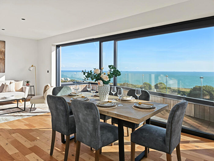 2 Bedroom Penthouse For Sale In Naildown Road, Hythe, Kent, CT21
