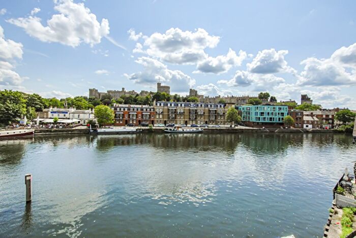 4 Bedroom Detached House To Rent In Kingstable Street, Eton, Windsor, SL4