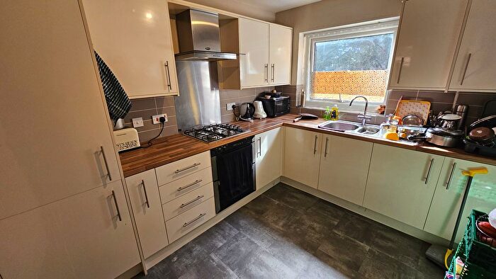 2 Bedroom Flat To Rent In Lightbourne Ave, Swinton Manchester, M27